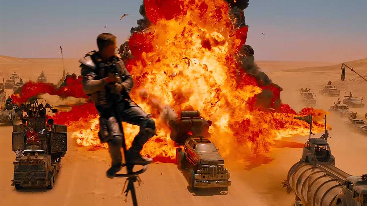 Mad Max: Fury Road (2015) George Miller caravan chase explosion digital color grading